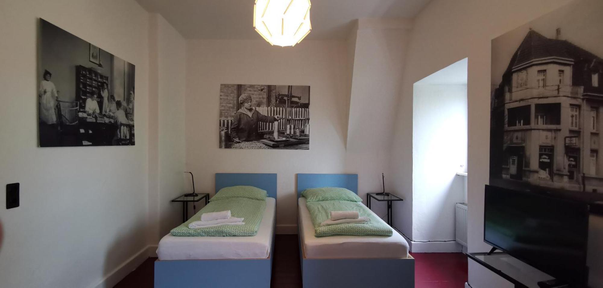 Central Pension Duisburg Quarto foto